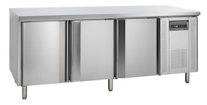 стол с охлаждаемым шкафом tefcold bk310 полки 400х600мм стол с охлаждаемым шкафом tefcold bk310 полки 400х600мм