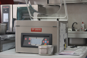 Компания «Русский Проект»® провела мастер-класс приготовления блюд по технологии Sous Vide в пароконвектоматах Rational.