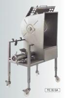 AMB Автоматическая мясорубка TC 32 GA